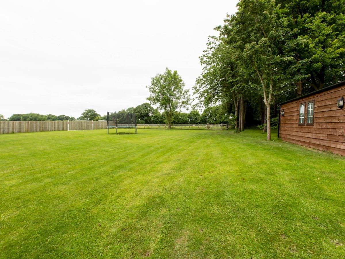 Pass The Keys Superb Space In The Idyllic Village Of Loppington Shrewsbury Buitenkant foto