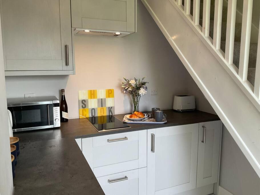 Pass The Keys Superb Space In The Idyllic Village Of Loppington Shrewsbury Buitenkant foto